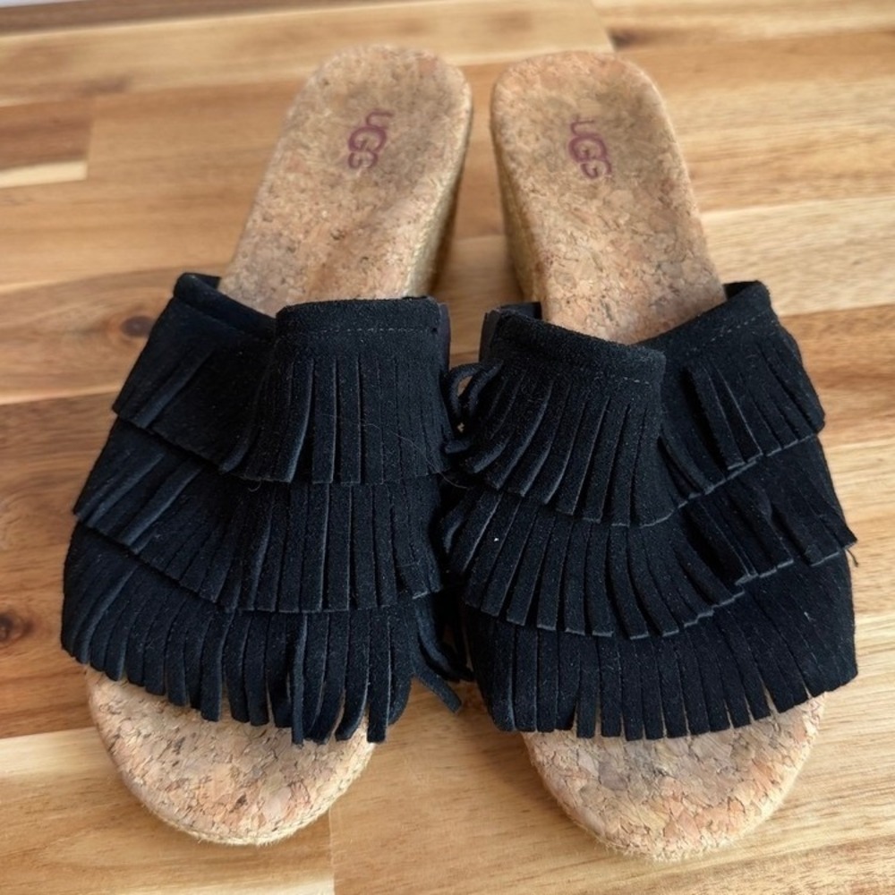 UGG Kendra Fringe Wedge Sandal in Black - Picture 3 of 7